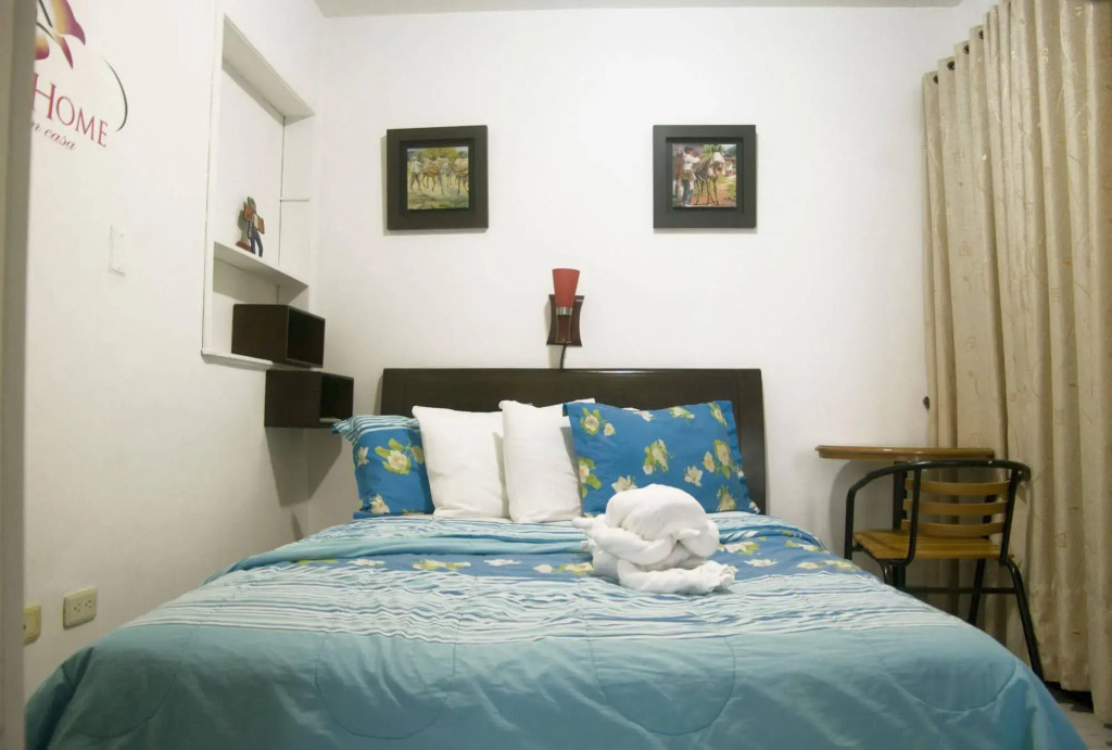 Colombia At Home