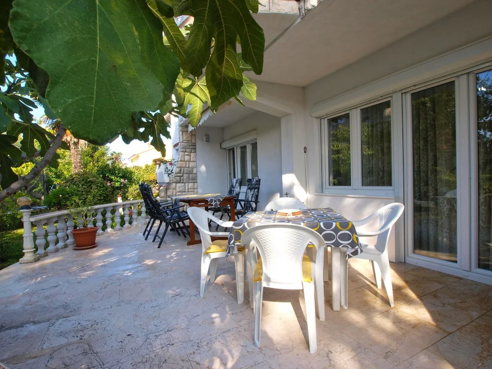 Apartments Nadia 1493
