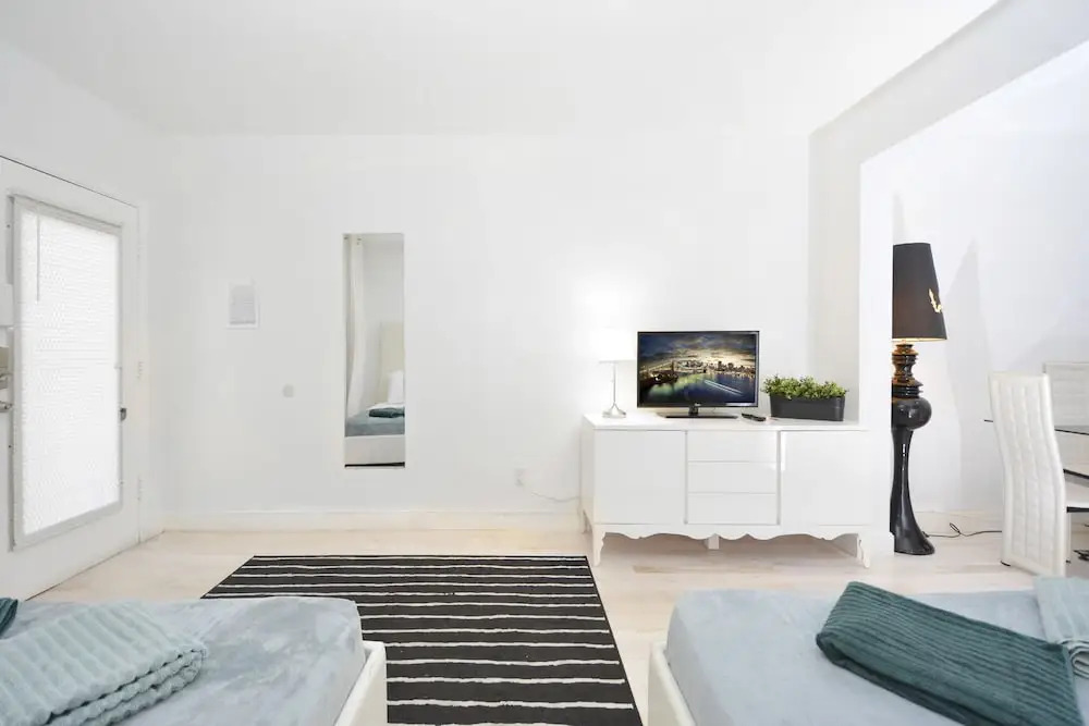 761 South Beach Apartments