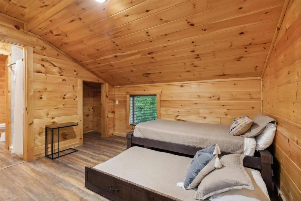 Black Bear Lodge