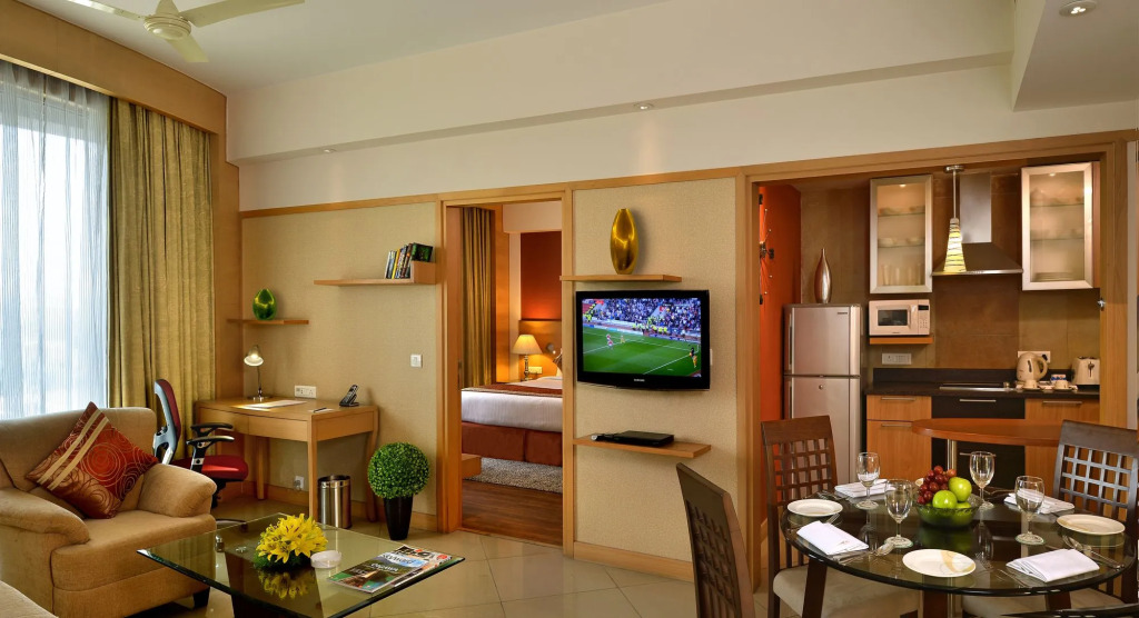 Savoy Suites Manesar