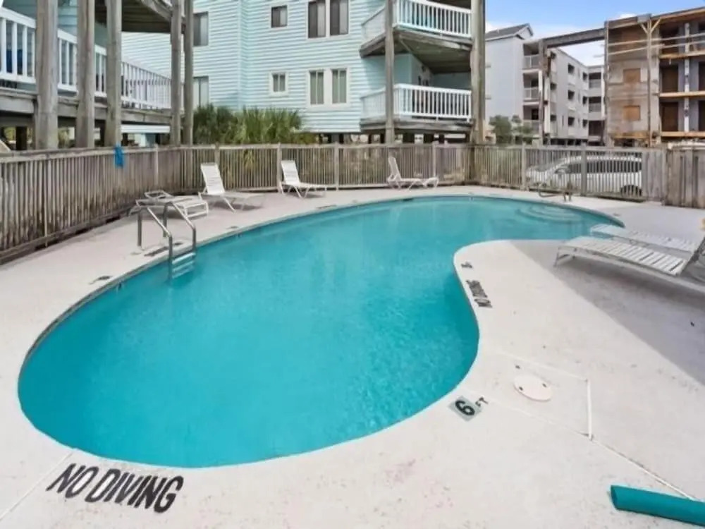 Island North 14c - 2nd Row Stunner! Relax In Comfort After Your Days In The Sun 2 Bedroom Condo by RedAwning