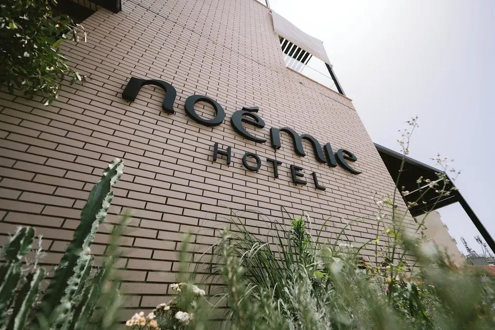 Noemie Hotel