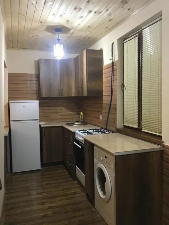 House 27