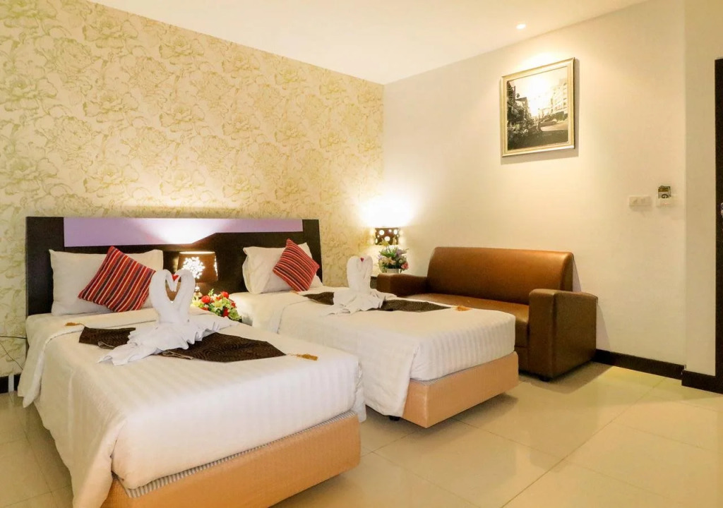 G2 Hotel Group