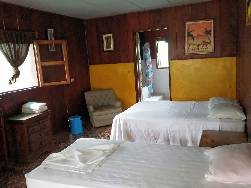Montecristo River Lodge