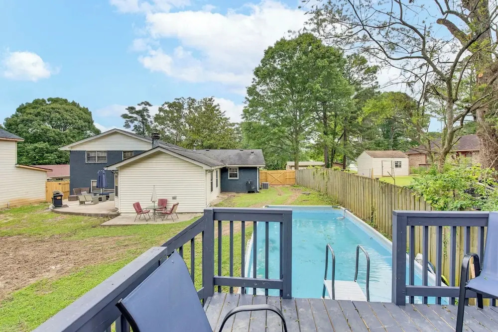 6 Mi to Airport: Riverdale Home w/ Private Pool!