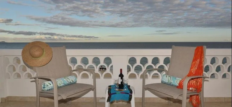 Casa Costa Azul