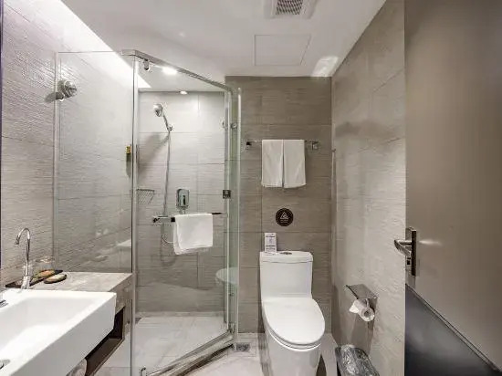 Home Inn Plus (Shenyang Shenbei University)