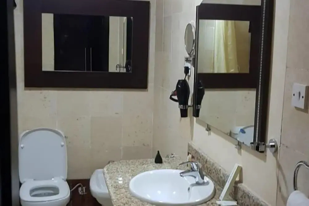 Lushville Hotels and Suites