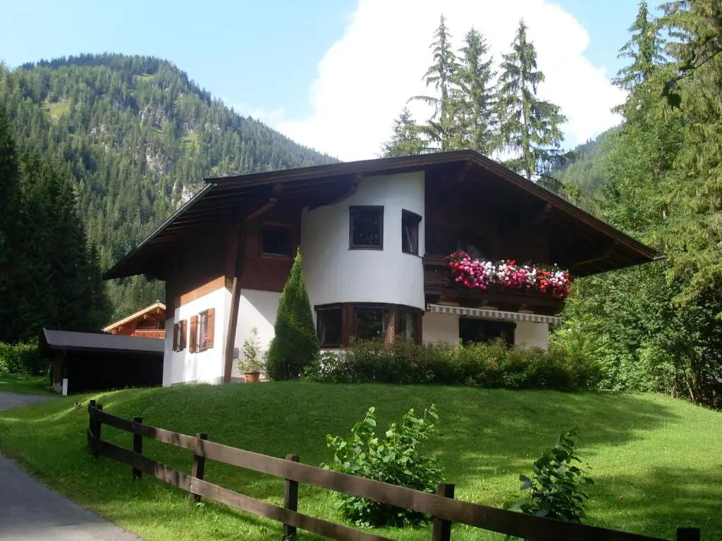 Ferienwohnung Achten