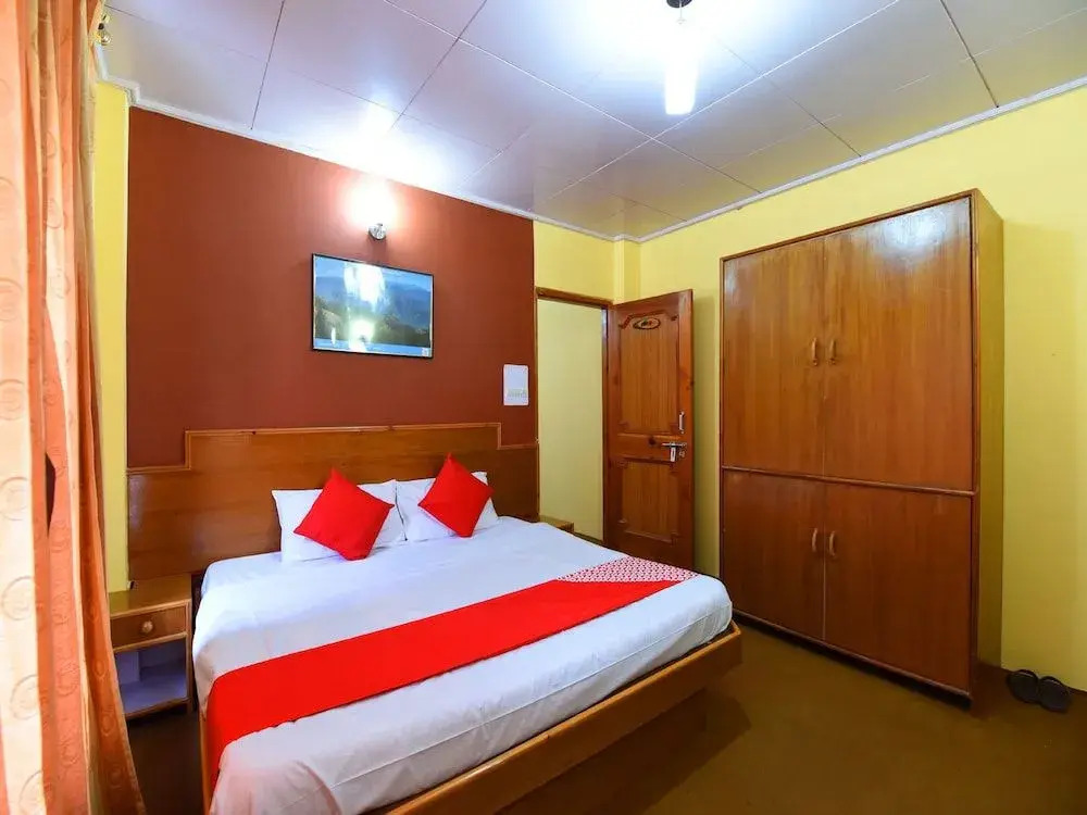 OYO 14257 Home Pleasant Family Studio at Prini