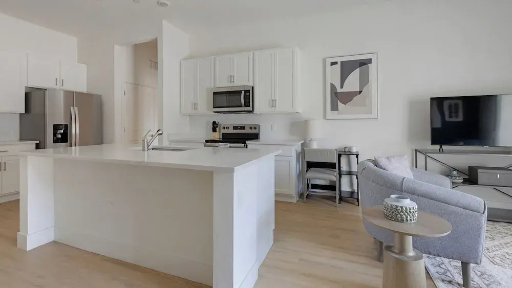 Landing Incredible 1BD Pool