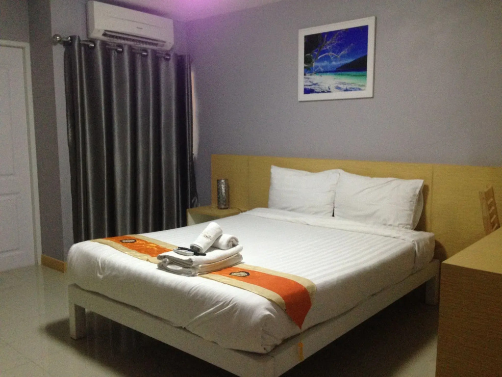 Zenith Life Hotel