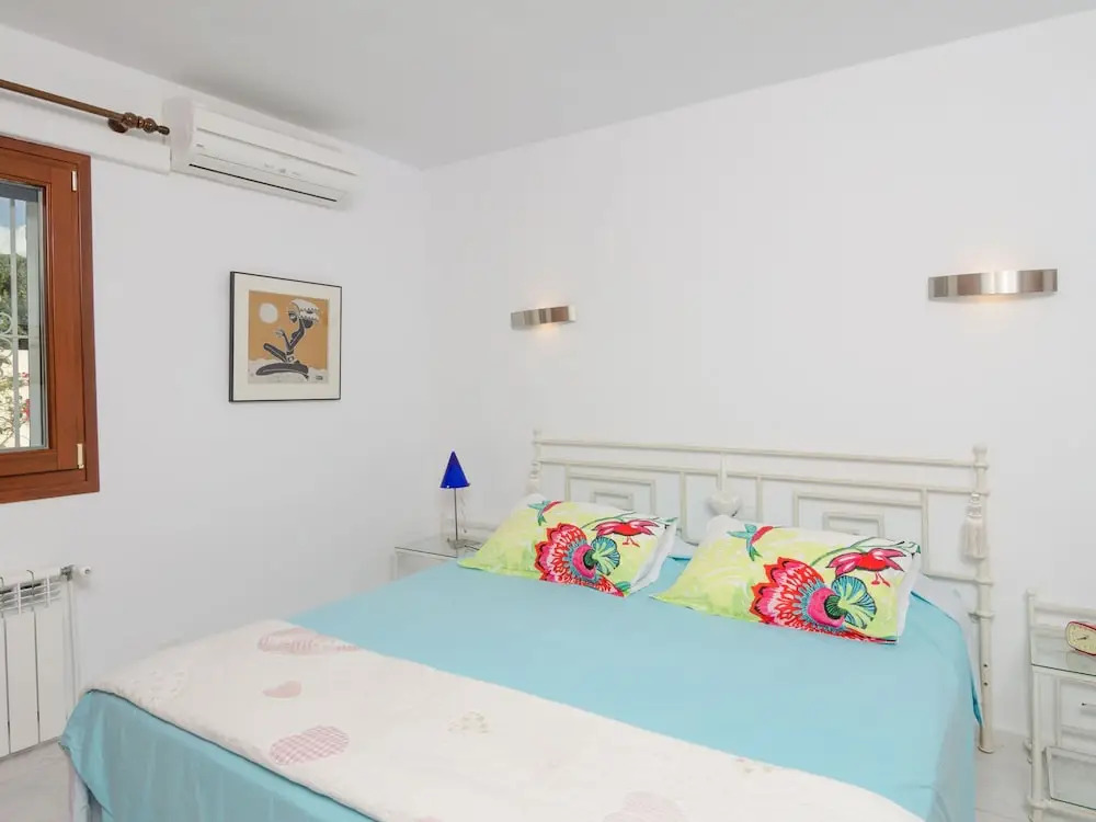 Gorgeous Villa With Private Pool and Near Golf Course and Beach