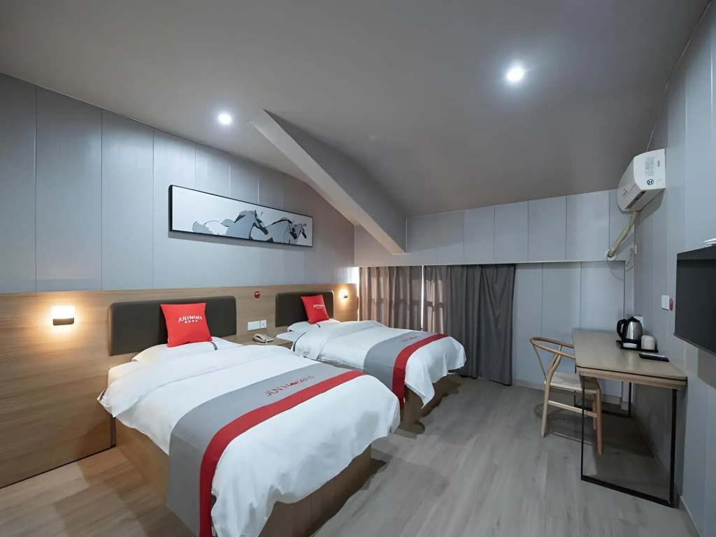 Junyi chain Hotel (Nantong Metro)