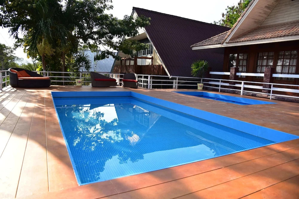 Royal Green Valley Resort