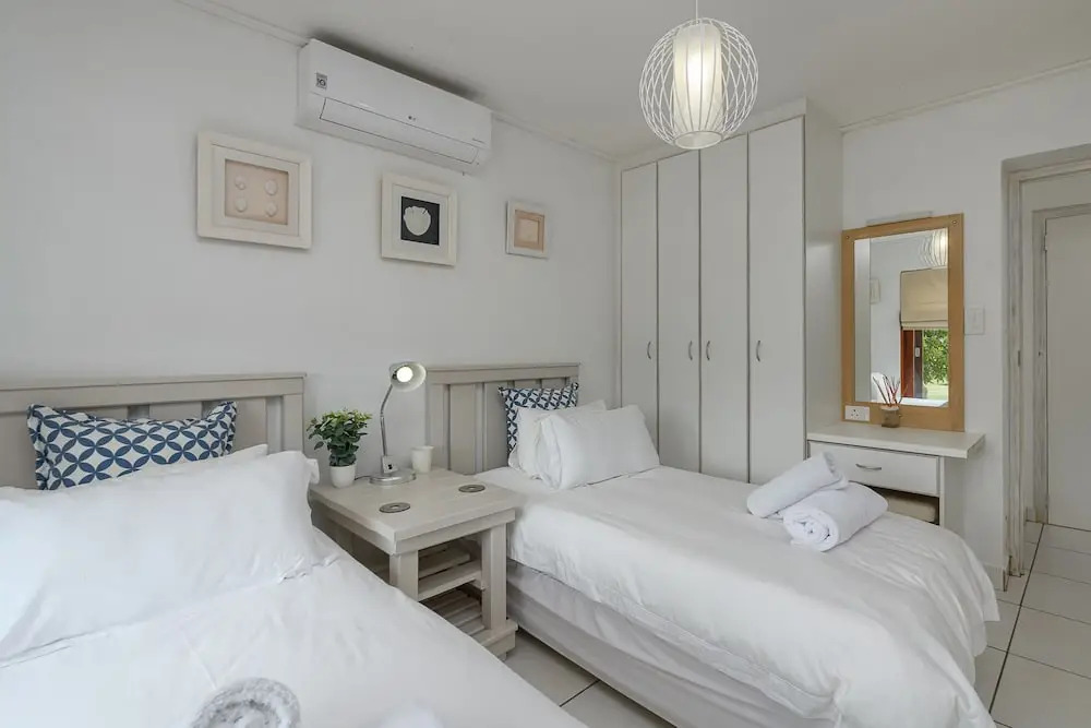 San Lameer Villa Rentals 10427