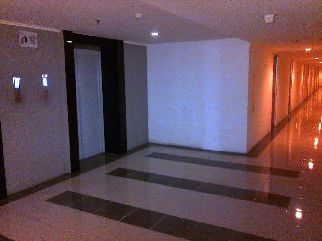 Puncak Permai Surabaya Apartemen unit 1733