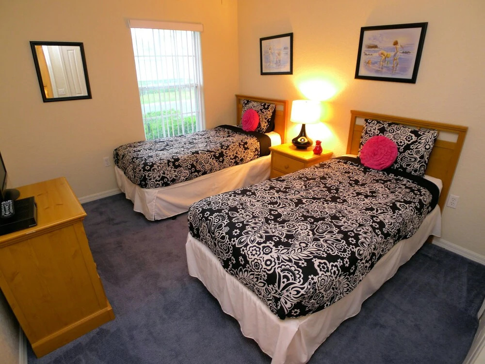 5 BED Resort Pool Home ON Gated Community
