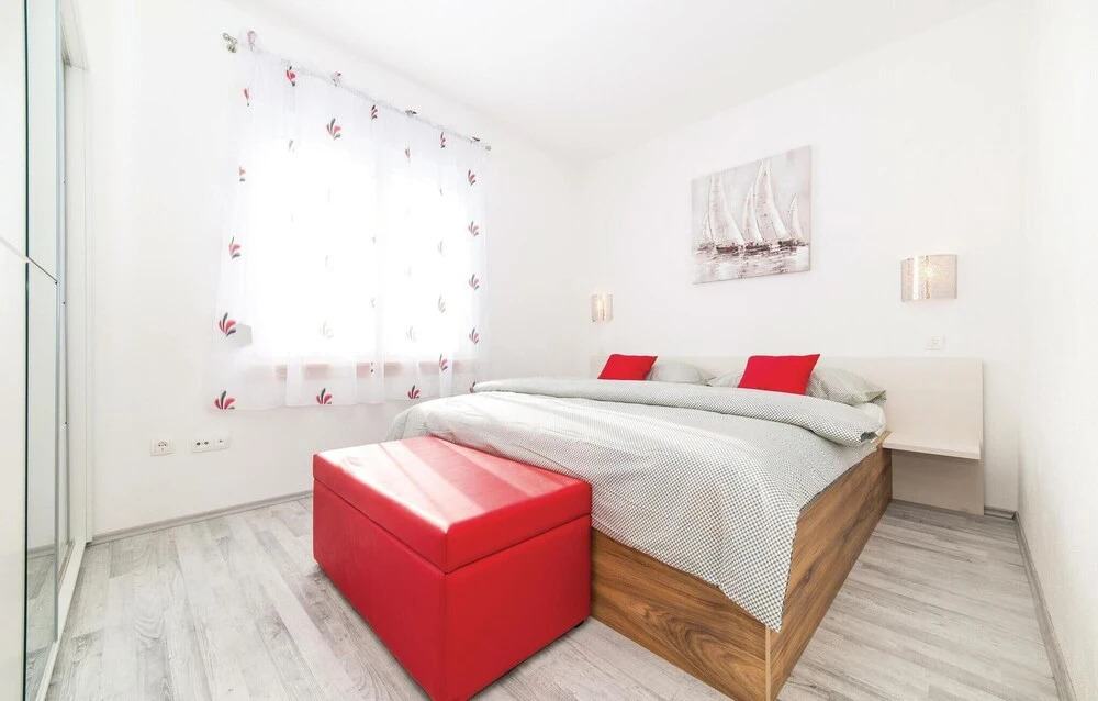 Three-Bedroom Holiday Home In Kastel Stari