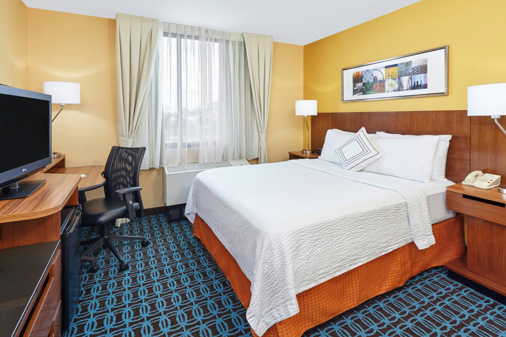 Fairfield Inn and Suites Chicago Lombard