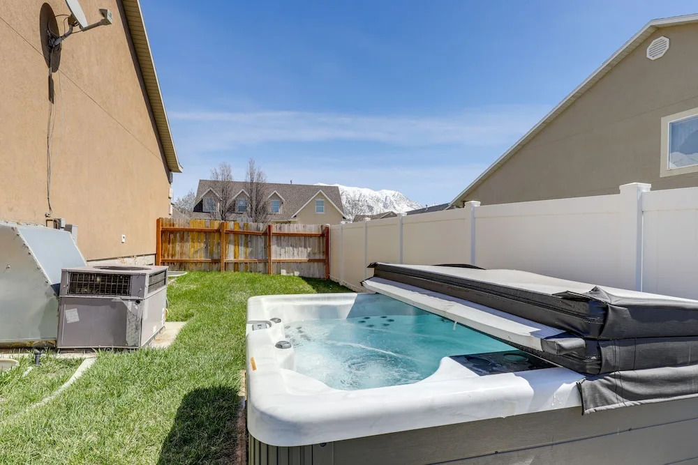 Orem Vacation Rental w/ Shared Yard & Hot Tub
