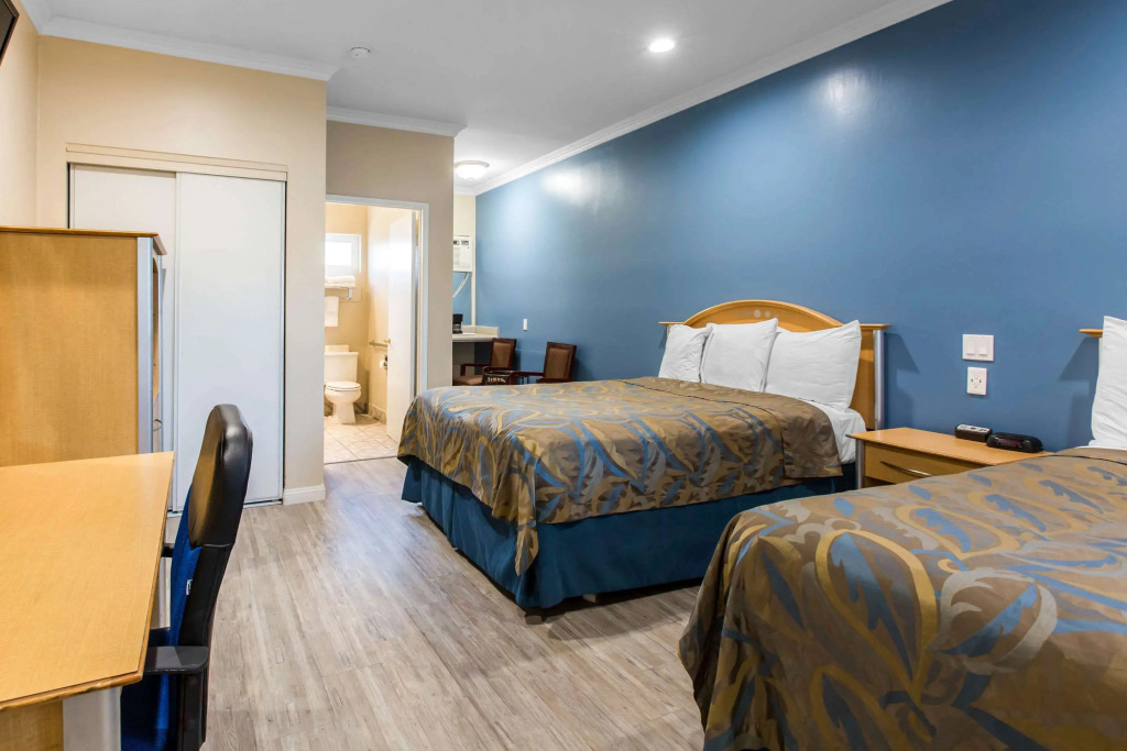 Rodeway Inn Escondido Downtown
