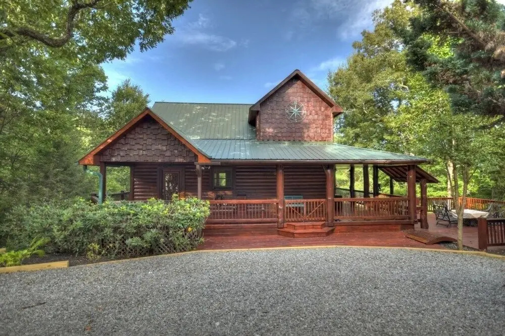 The Lone Star Cabin