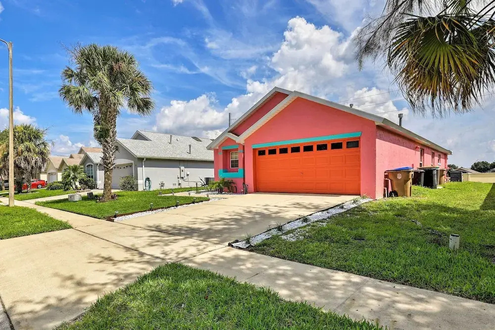 5 Mi to Disney Parks: Kissimmee Home w/ Game Room