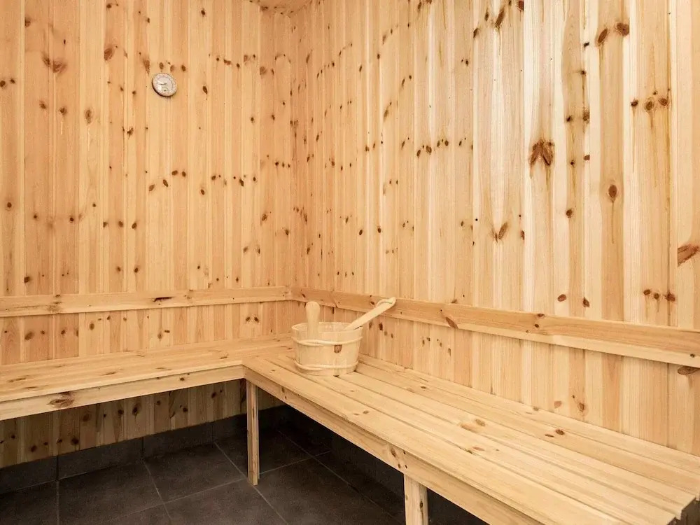 6 person holiday home in Hirtshals-By Traum