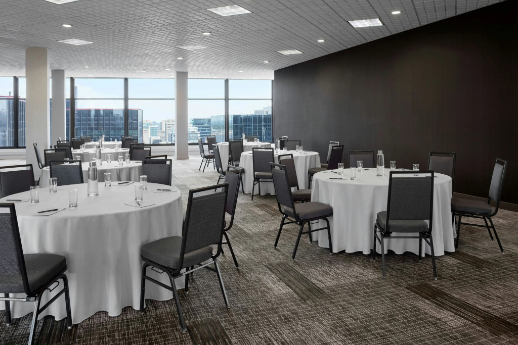 Delta Hotels by Marriott Ottawa City Centre