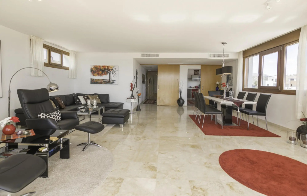 28039 - Great penthouse near beach