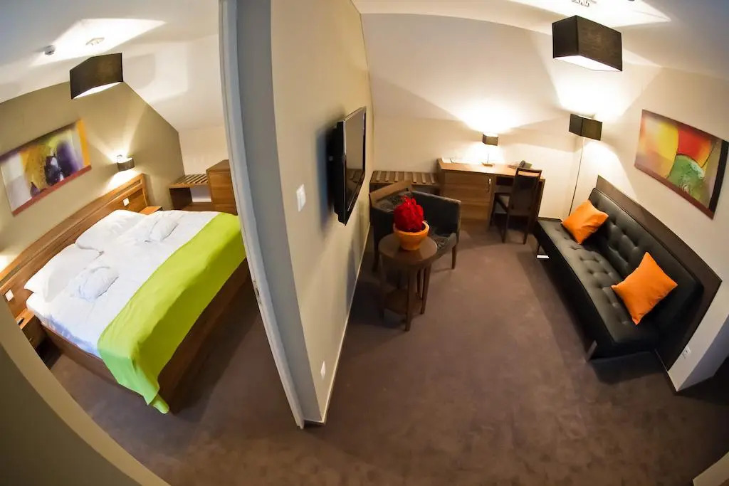 Oliva Hotel