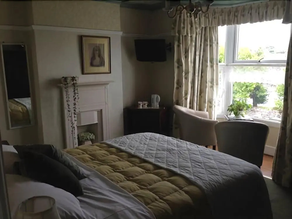 Gwynle - Criccieth
