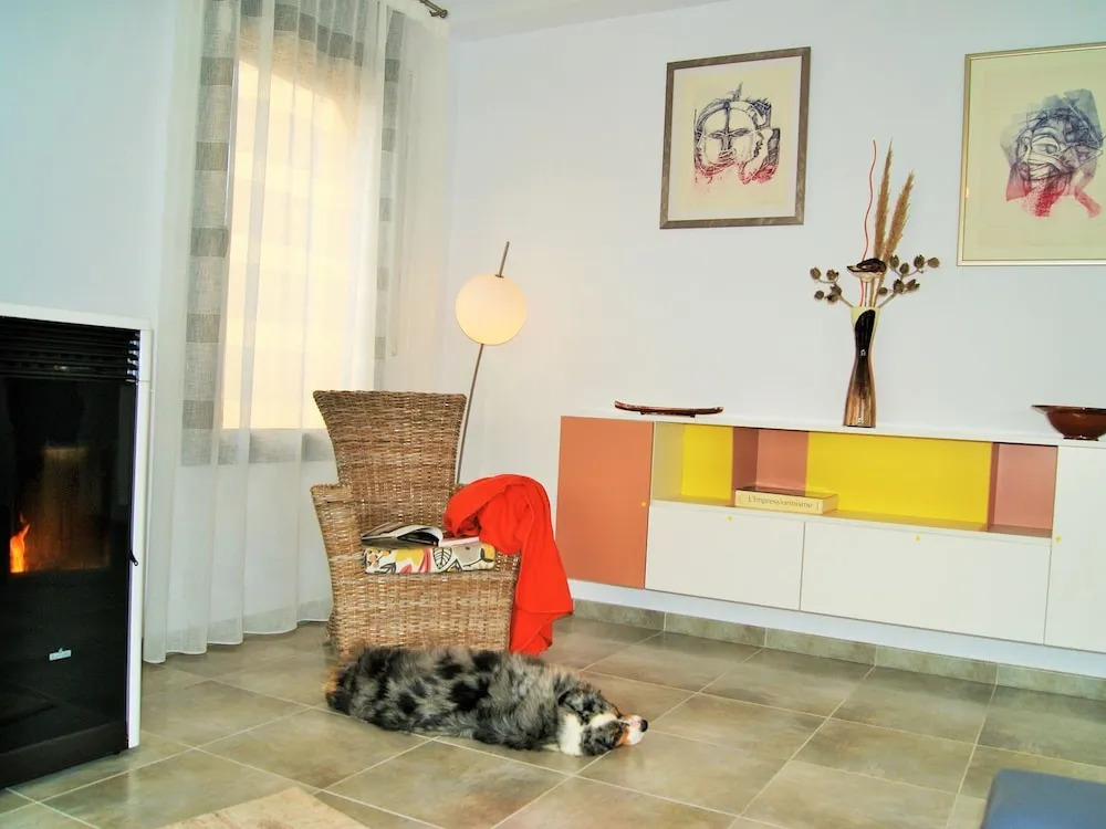 Exclusive Villa for 7 in l 'estartit With Private Pool in a Residential Area