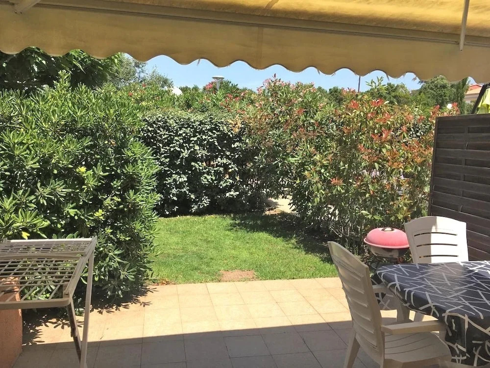 Residence Les Jardins de Sainte-Lucie "Piscine chauffée"