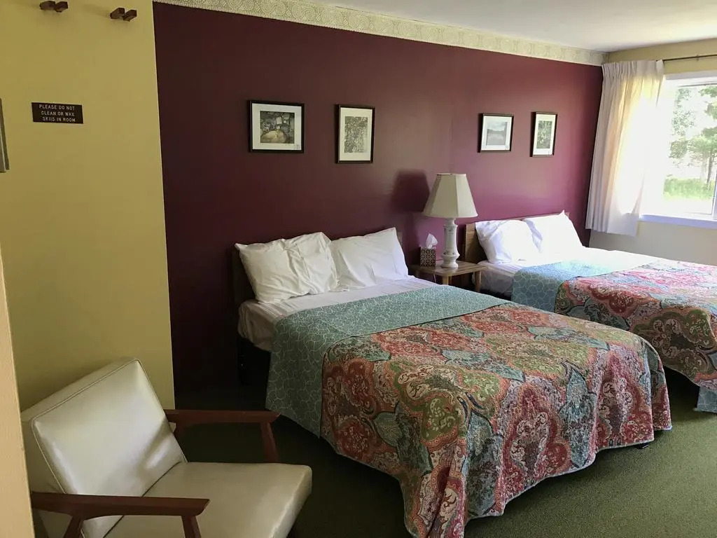 Snowdon Chalet Motel