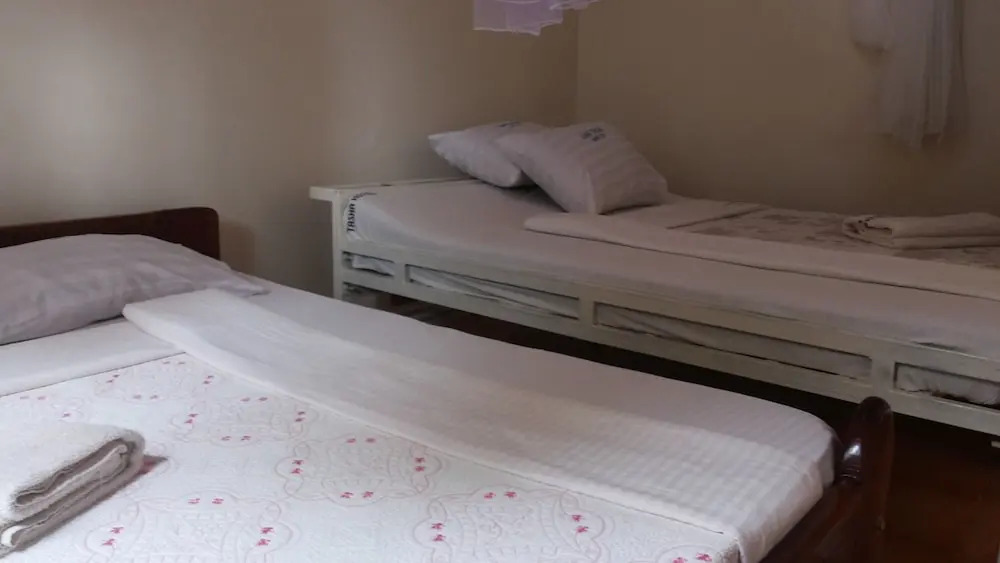 Lira Tasha Hotel