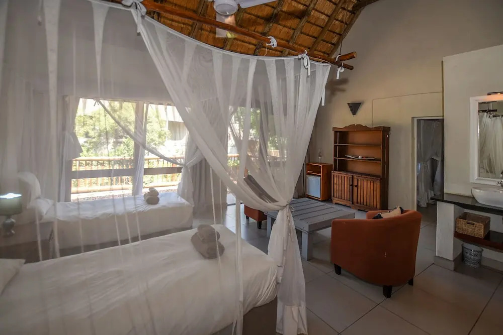 Leopards Lair Bush Lodge
