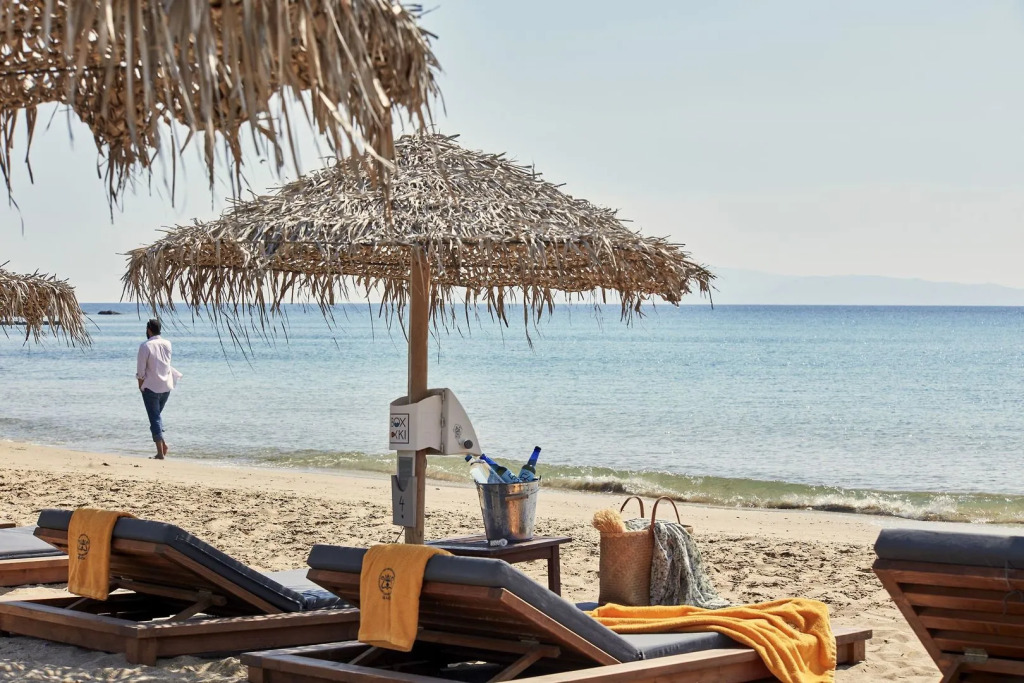 Poseidon of Paros Hotel & Spa