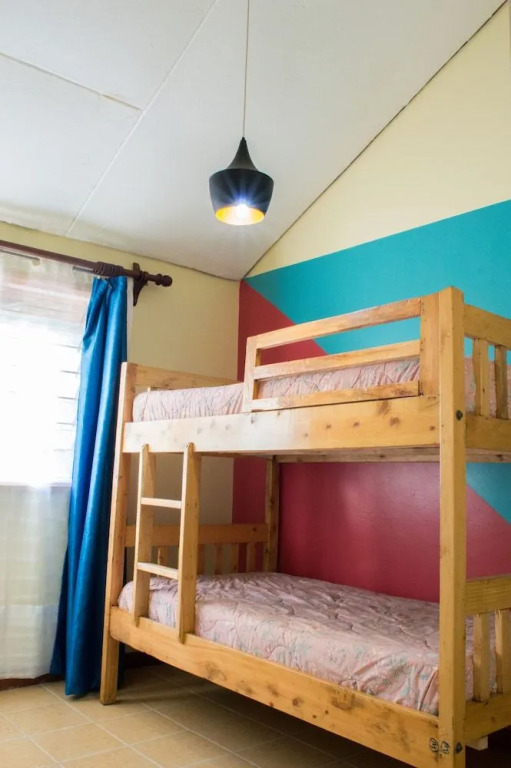 Naisula Place - Hostel