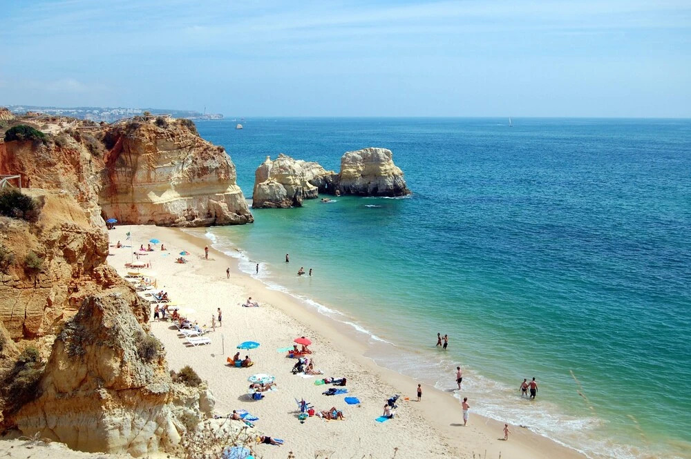 Apartment With 2 Bedrooms in Parchal, With Shared Pool, Balcony and Wifi - 1 km From the Beach