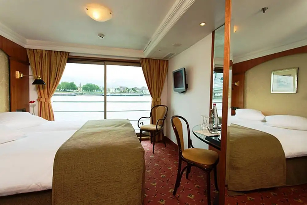 Baxter Hoare Hotelship - Adults only
