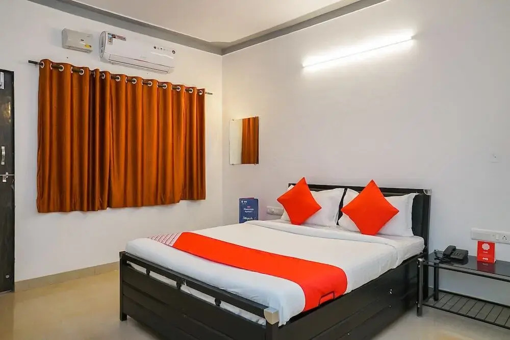 Royal Inn By OYO Rooms
