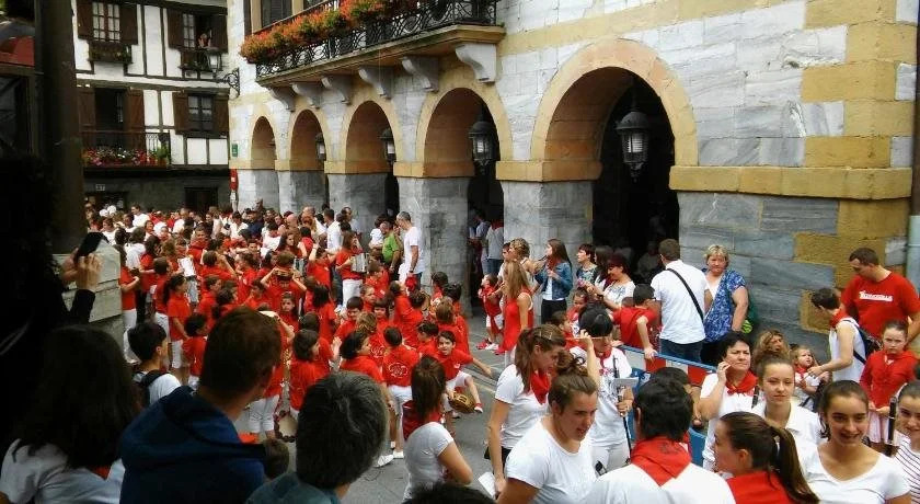 Hostal Ekaitza