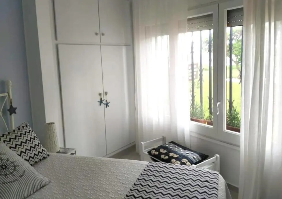 Little Paradise . Apartment in front of the sea