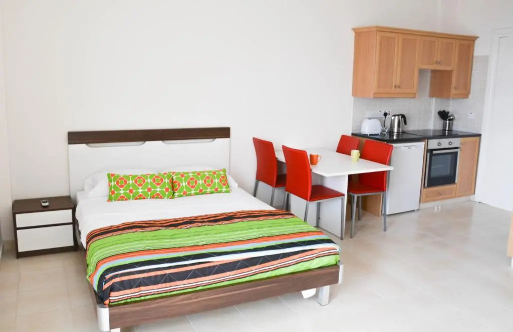 Peyia Pearl Suites
