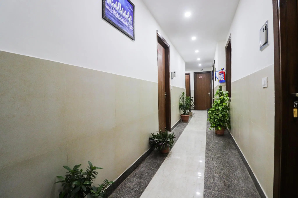 OYO 66577 Aakash Residency