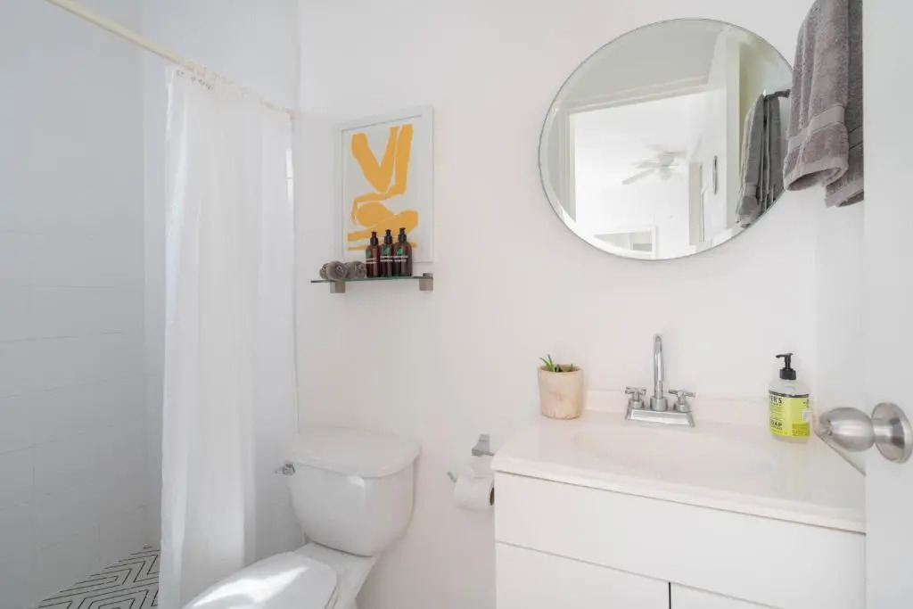 Perfect Cozy Vacation Home Just 2 Miles From the beach